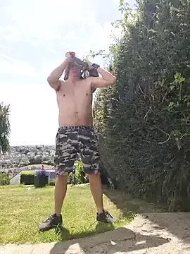 Girls: try live performances with matured performers, from dancing to quirks, in a variety of beautiful sex cams.