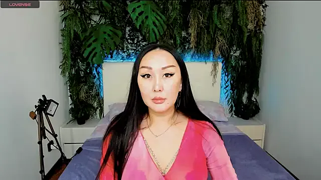 Julianna_Jami from StripChat is Freechat