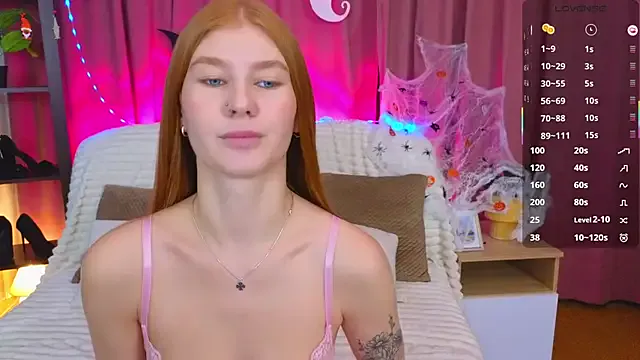 JuliaPowers_ from StripChat is Freechat