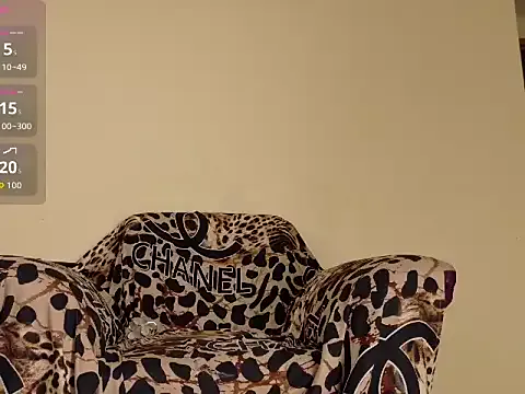 Juliet_official_pro from StripChat is Freechat