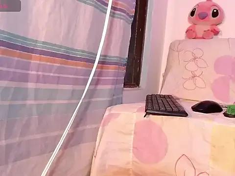 julieth_blaze from StripChat is Freechat