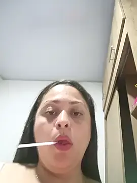 Julietta_1602 from StripChat is Freechat