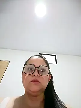 Julietta_1602 from StripChat is Freechat