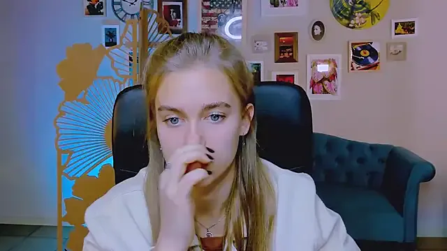 Girls: try live performances with matured performers, from dancing to quirks, in a variety of beautiful sex cams.