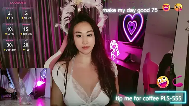 JustAngel77 from StripChat is Freechat