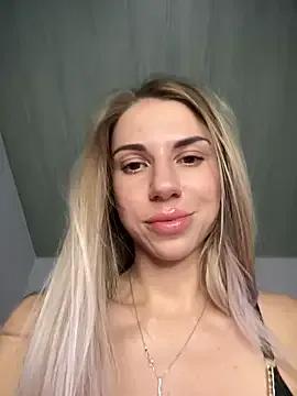 JustKatrin from StripChat is Freechat