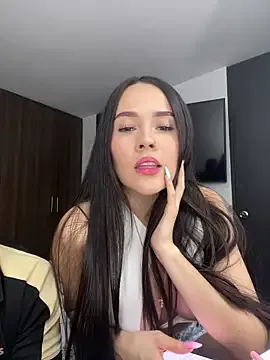 Girls: try live performances with matured performers, from dancing to quirks, in a variety of beautiful sex cams.