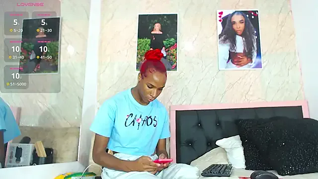 Girls: try live performances with matured performers, from dancing to quirks, in a variety of beautiful sex cams.