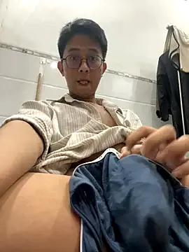 kaiden11233 from StripChat is Freechat