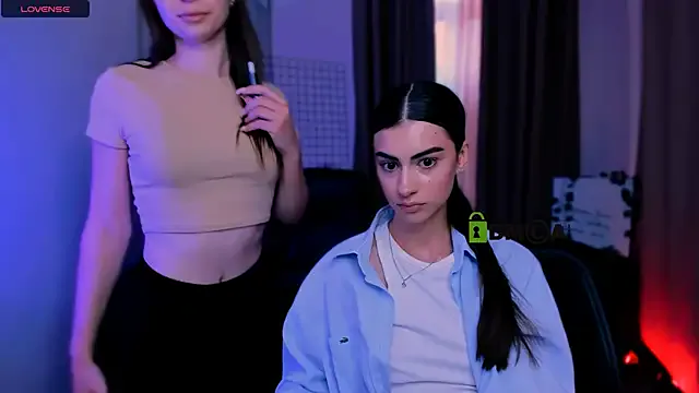 Girls: try live performances with matured performers, from dancing to quirks, in a variety of beautiful sex cams.