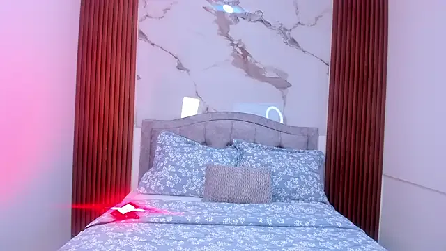 KaliBloom from StripChat is Freechat