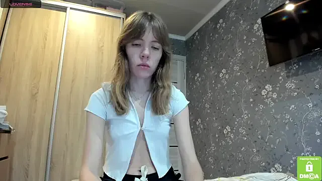 Kalisee_ from StripChat is Freechat