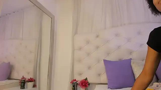 Girls: try live performances with matured performers, from dancing to quirks, in a variety of beautiful sex cams.