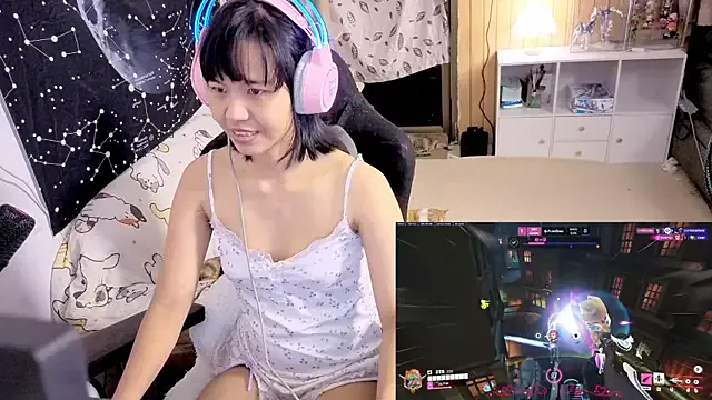 Kana_G from StripChat