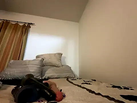 KANDIS864 from StripChat is Freechat