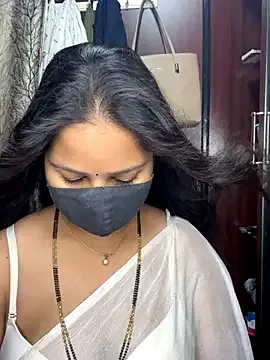 kannadatelugugirl from StripChat is Freechat