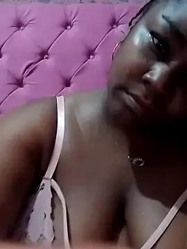 kaorysquirt from StripChat is Freechat