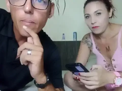 KarameloVzla from StripChat