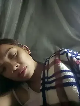 Karin-n from StripChat is Freechat