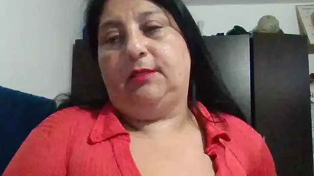 Karina_Betherlsen from StripChat is Freechat