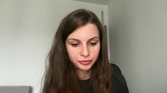 karinamoonss from StripChat is Freechat