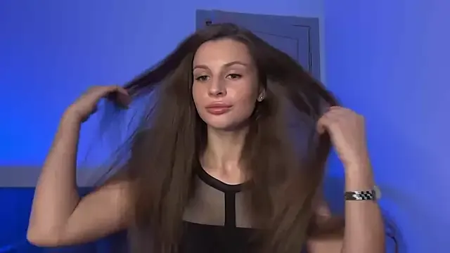 karinamoonss from StripChat is Freechat