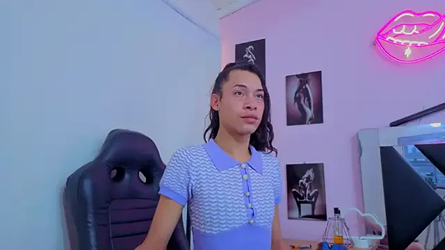 karla_cutesweet from StripChat is Freechat