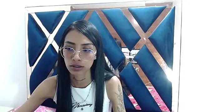 Karla_SlutSkinny from StripChat is Freechat
