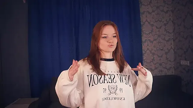 KarlynGow from StripChat is Freechat