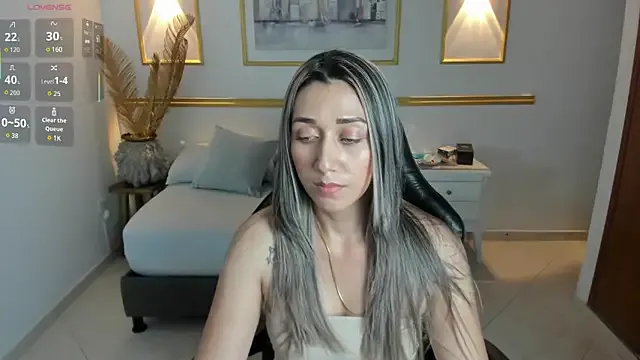 karlyy_ from StripChat is Freechat