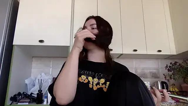 Karolina_llove from StripChat is Freechat