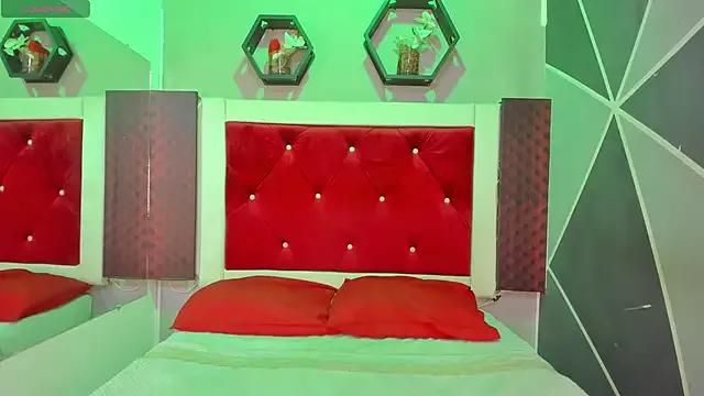 Karoll014 from StripChat is Freechat