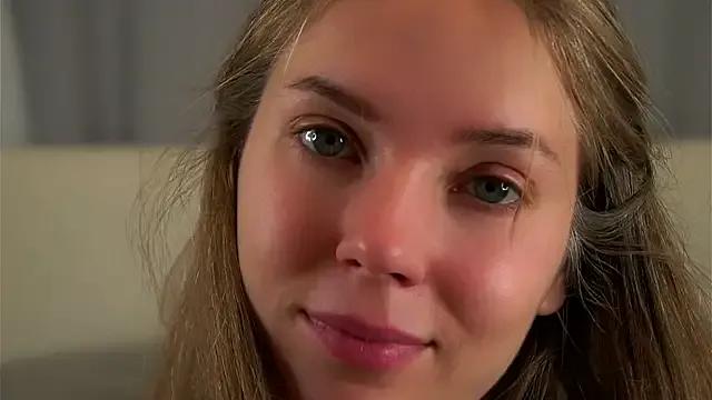 KarriBrownd from StripChat