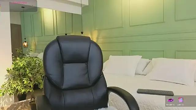 Kataliina__ from StripChat