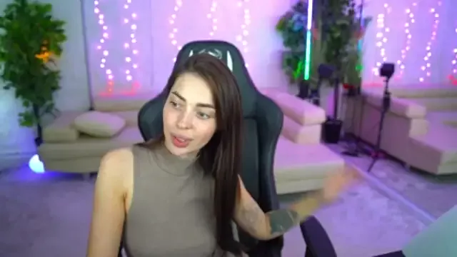 Girls: try live performances with matured performers, from dancing to quirks, in a variety of beautiful sex cams.