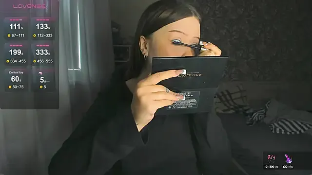 Girls: try live performances with matured performers, from dancing to quirks, in a variety of beautiful sex cams.