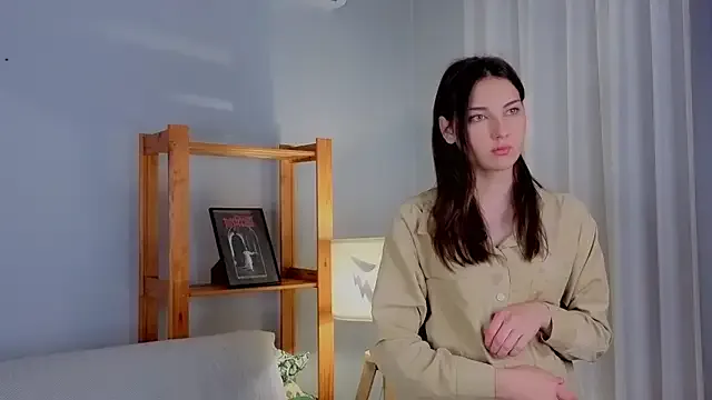 KateCahee from StripChat is Freechat