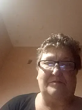 Katherine735 from StripChat is Freechat