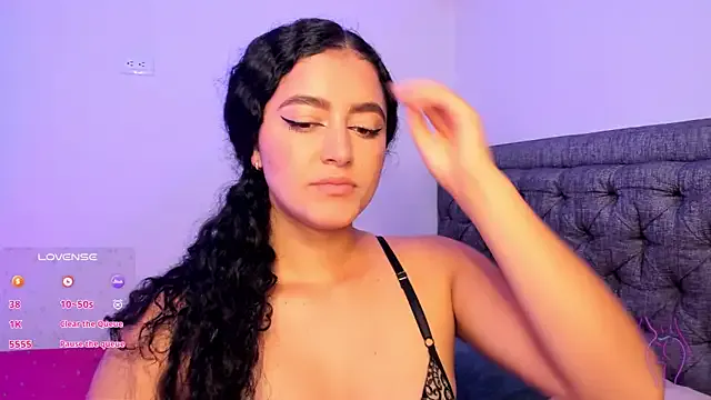 Kathiaa-lee from StripChat is Freechat