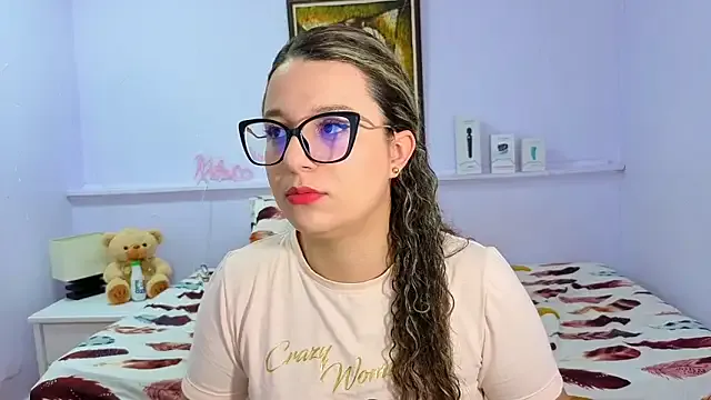 katiaa_lovv from StripChat is Freechat