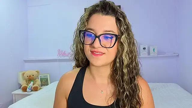 katiaa_lovv from StripChat is Freechat