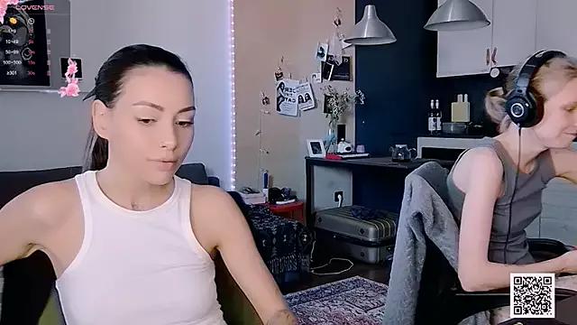 Girls: try live performances with matured performers, from dancing to quirks, in a variety of beautiful sex cams.
