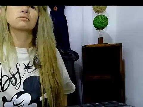 katioska25 from StripChat is Freechat