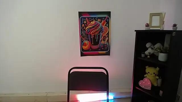 Girls: try live performances with matured performers, from dancing to quirks, in a variety of beautiful sex cams.