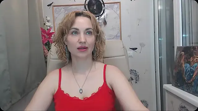KatrinAlluring from StripChat is Freechat