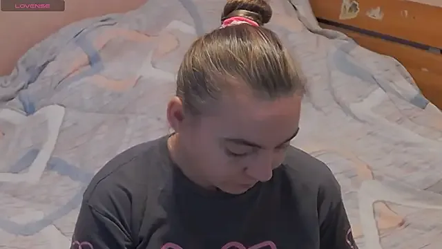 KatyNolann from StripChat is Freechat