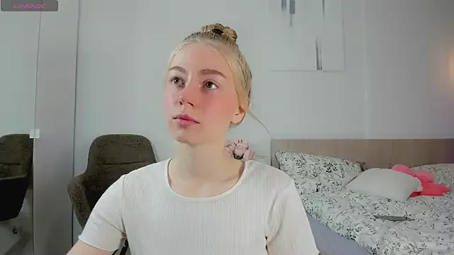 Girls: try live performances with matured performers, from dancing to quirks, in a variety of beautiful sex cams.