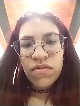 Katyuskka_love from StripChat is Freechat