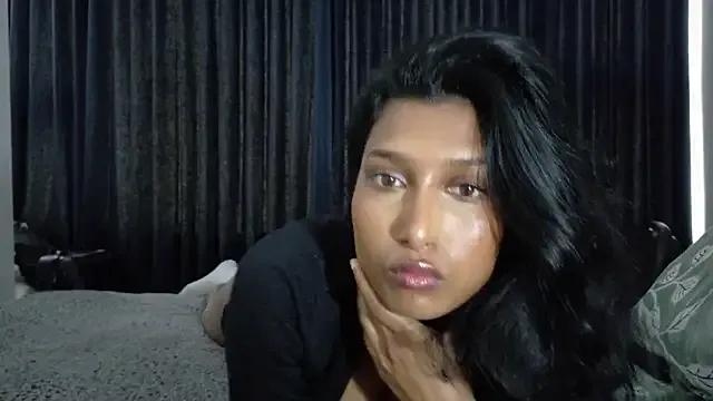 Kawaiibabypie1 from StripChat
