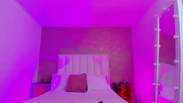 KaylieBrooks from StripChat is Freechat